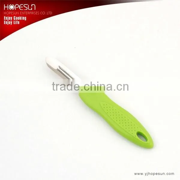 Popular vegetable tool red color best stainless steel carrot peeler with plastic handle