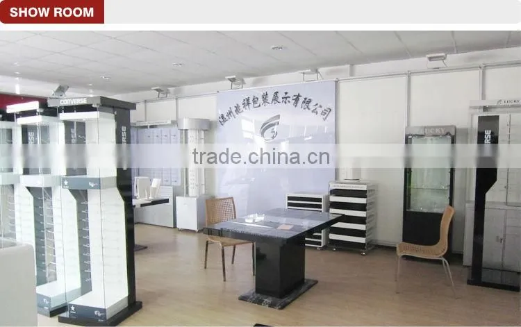 eyewear display case