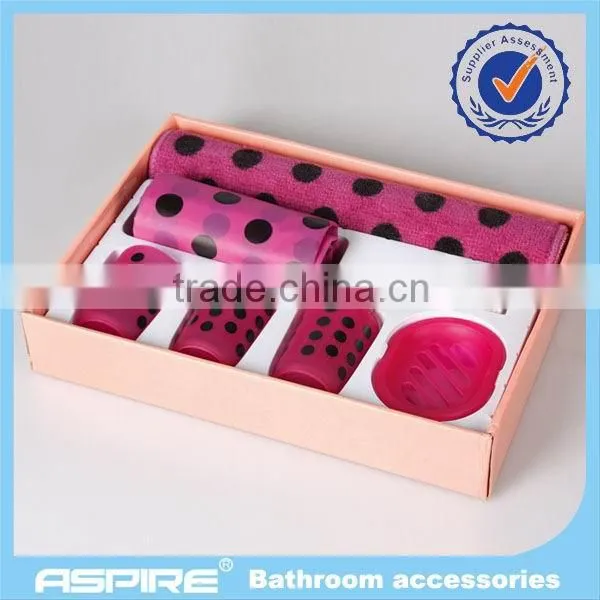fancy Classic printing ceramic bathroom shower sets