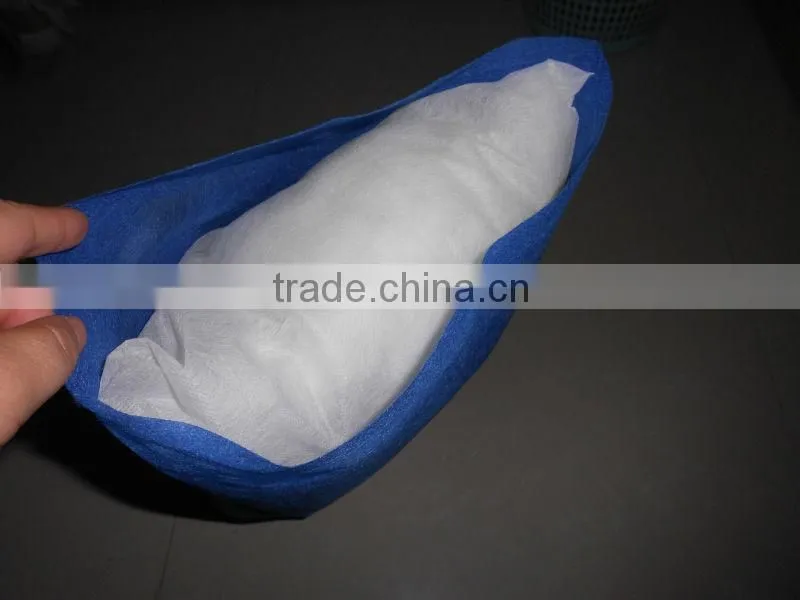 Airline pillow with matched pillowcase