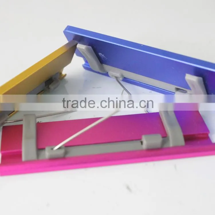 2015 Cheap Aluminum Alloy Breastplate as Promotional Gift