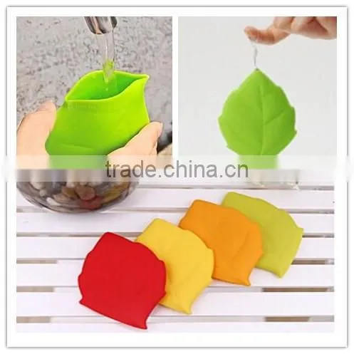 FDA/LFGB collapsible silicone cheap travel mug / travel cup