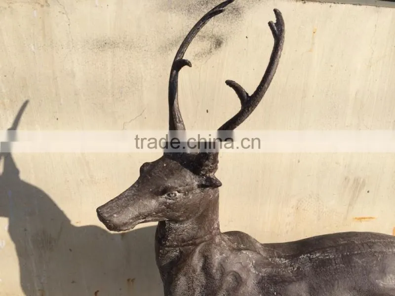 statue of deer statue /garden art deer statue