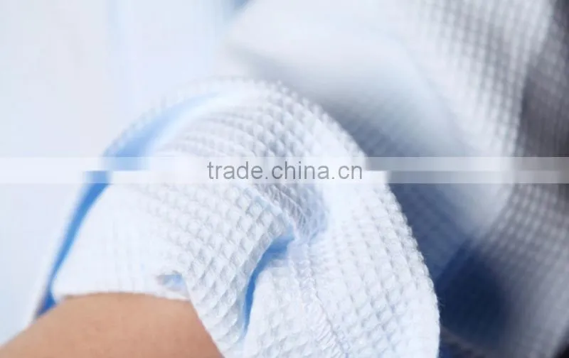 luxury fashionable white waffle bathrobe supplier