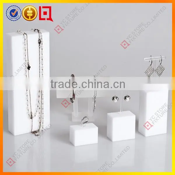 black countertop T shape acrylic bracelet display stand