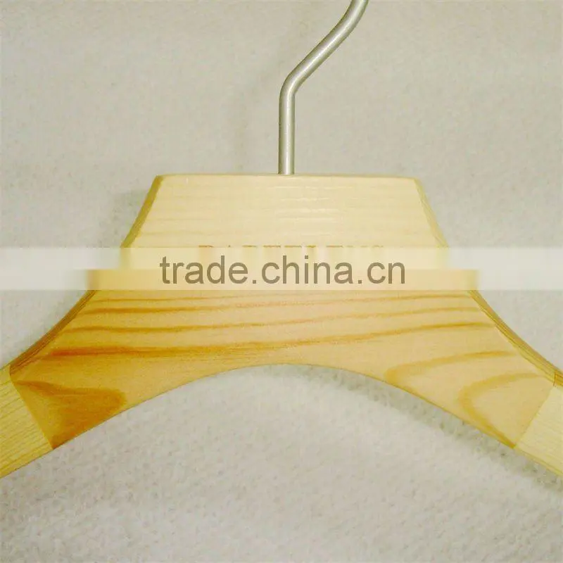 LP-34 hangers for clothes /suits