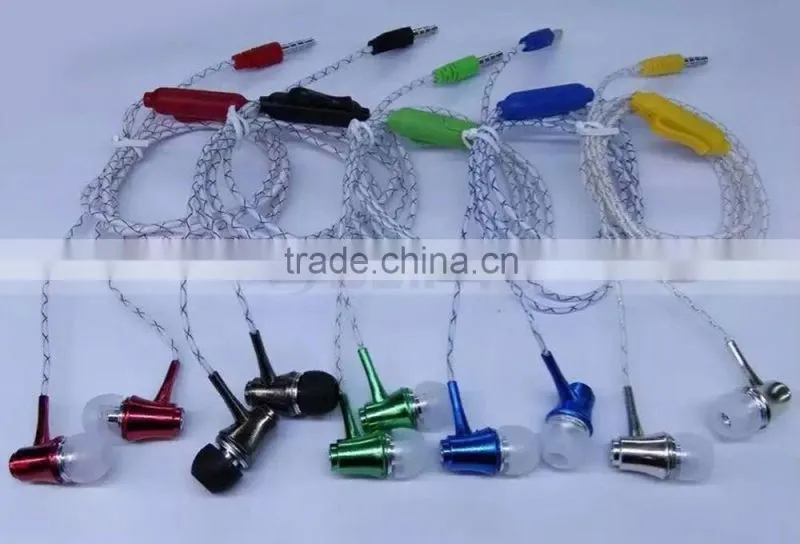 Metal Head Cheap Colorful Earphones Headset LED Flash Night Light Noctilucent Earphone With Clip Mic For Smart Phone