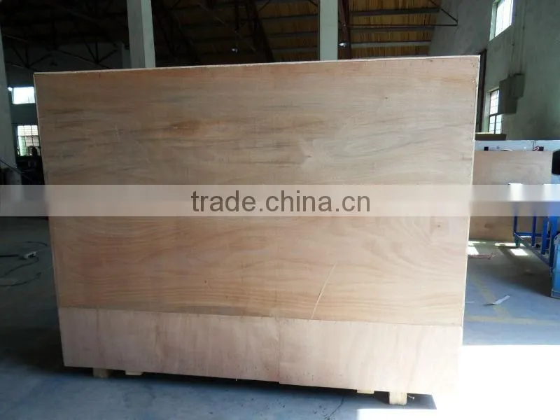 Automatic shower bath and liquid filling machine