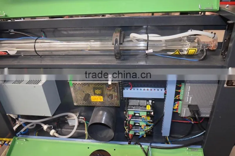 2016 mini protable 5030 CO2 laser advertisement engraving machine /photo laser engraving machine