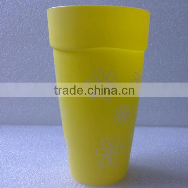 Innovative 450ml/16oz plastic drinking cup with wave shaped edge