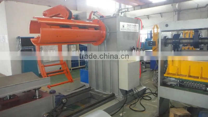 Corrugated roof sheet making machine
