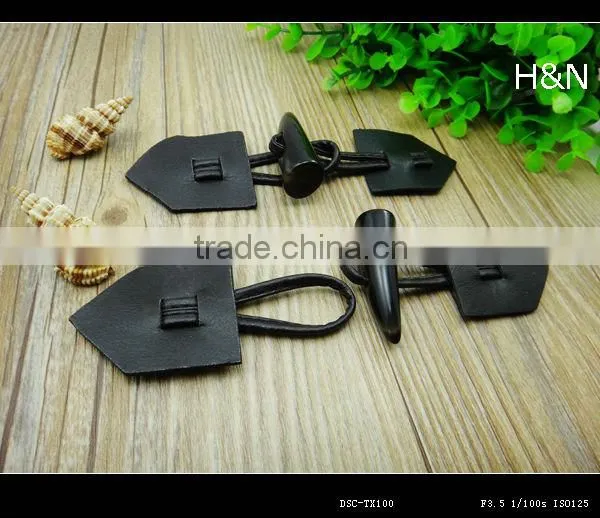 eco-friendly leather toggle button for clothing