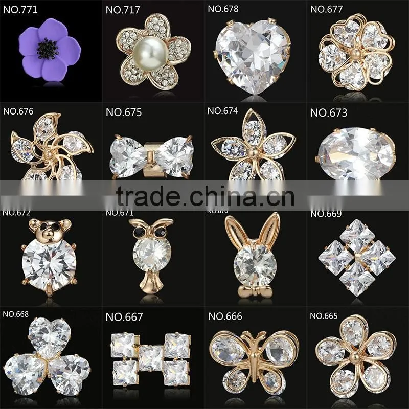Flower shaped colors epoxy decoration custom tag for metal