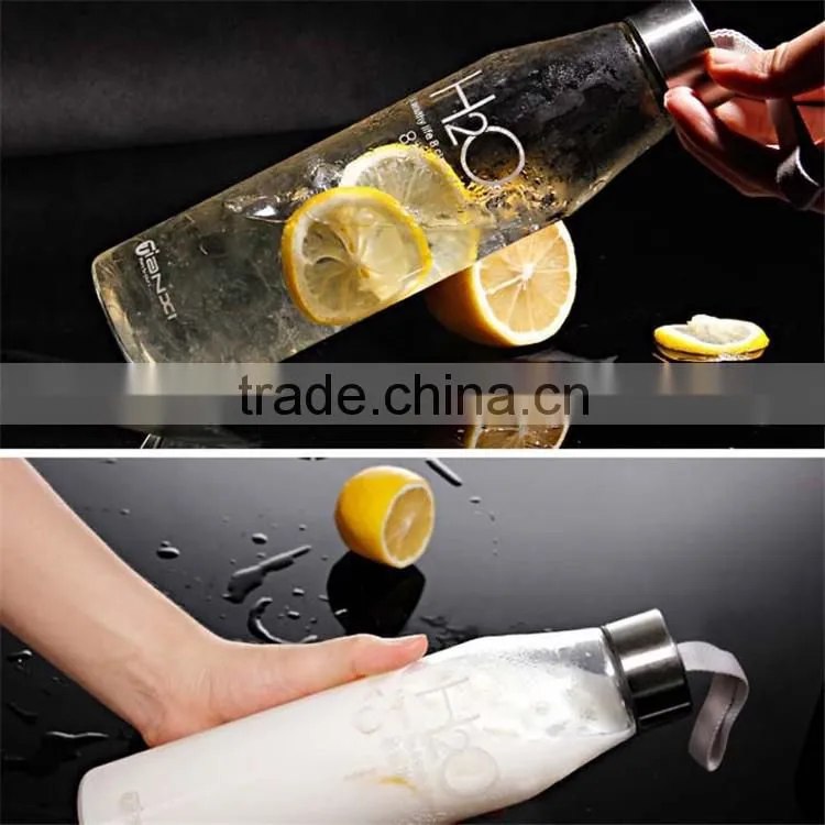 BPA Free Hot Sale White Glass Water Bottle Hot Water Bottle for Girls Voss Water Glass Bottle Wholesale