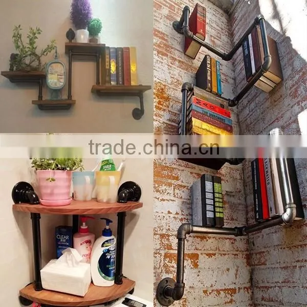 Industrial style malleable iron pipe fitting
