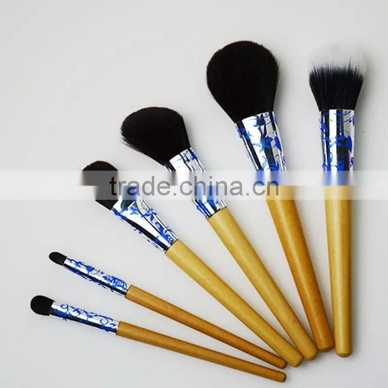 OEM Nylon Brush Material and Plastic Handle Material oval makeup brush