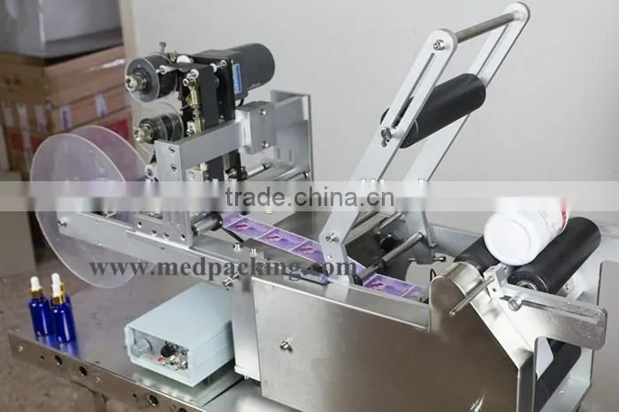 Round Bottle Adhesive Labeling Machine Can Print Date