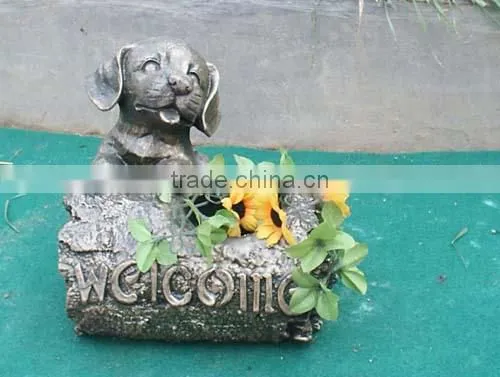 Garden snail statue