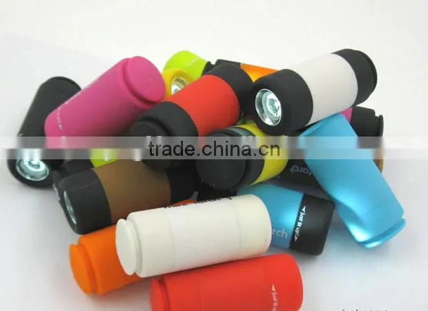 2015 Hot Cheap Aluminium alloy customized rechargeable mini logo led flashlight