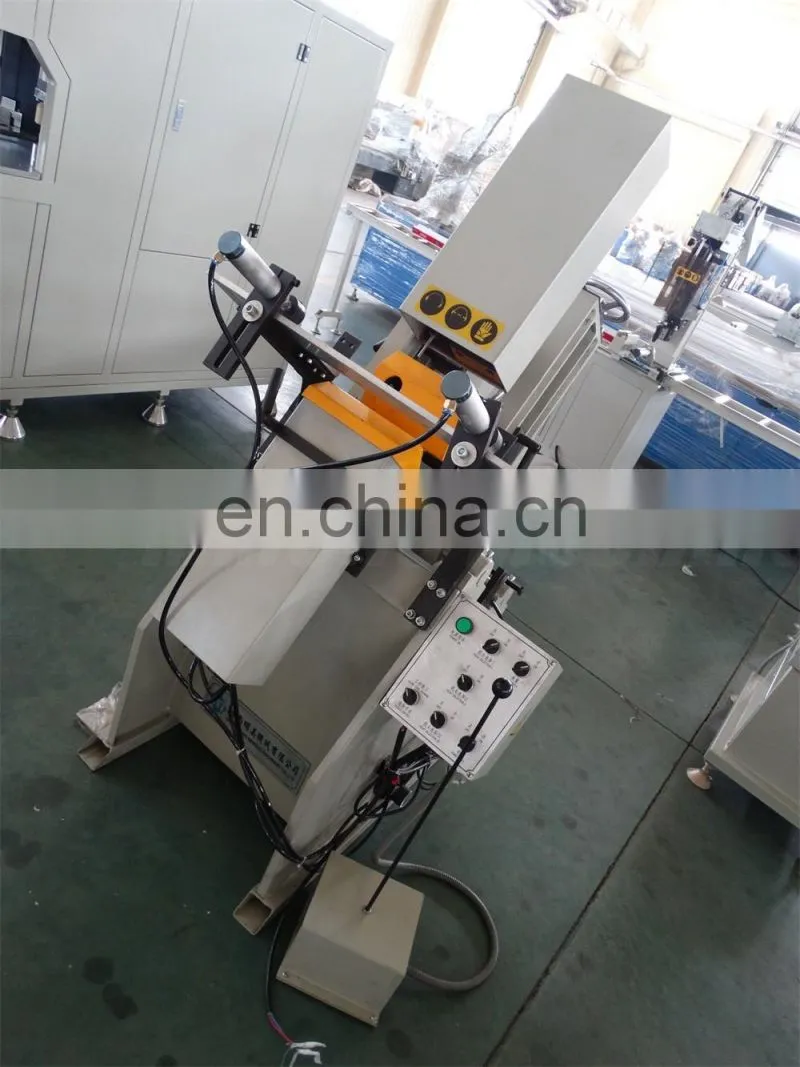 Automatic Cutter Changer PVC / UPVC Window Three Axis Water Slot Milling Machine