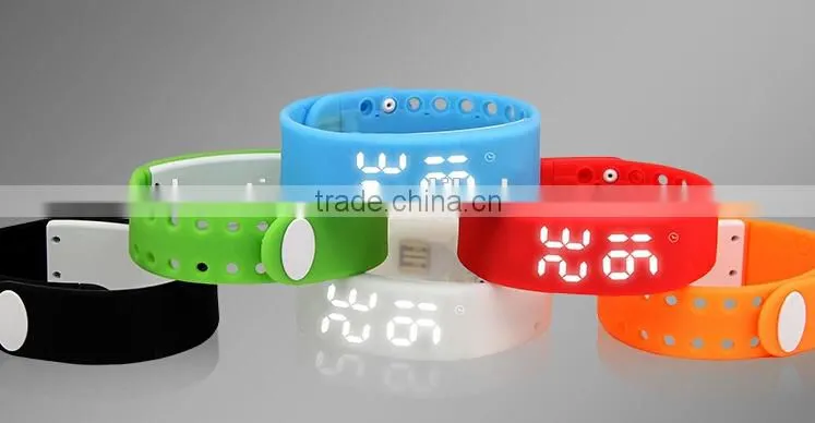 New arrial 3D pedometer vogue watch Smart watch