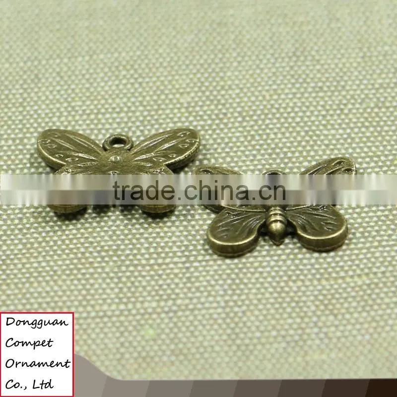 Wholesale diy jewelry retro manual zinc alloy insect butterfly pendant