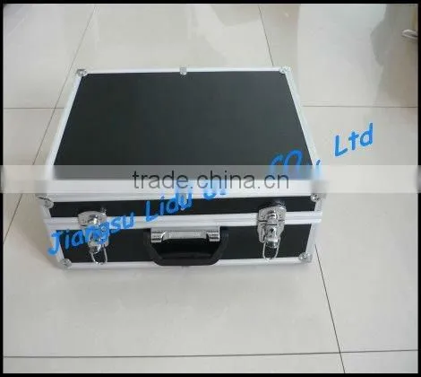 customized aluminum suitcase