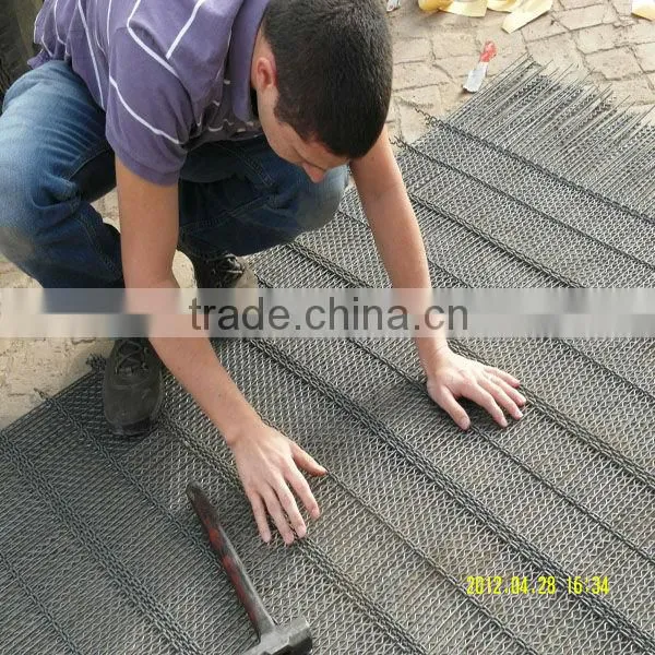 hook with steel reinforced mine mesh screen