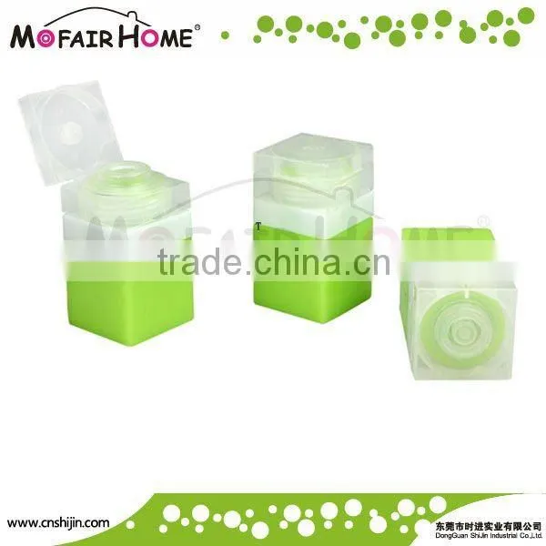 Various Colorful Portable travel kits