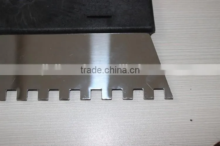 Wall scraper with teeth blade PC handle / Stainless steel hand tool