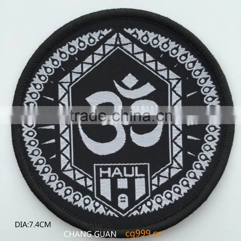 The custom number woven labels for clothing