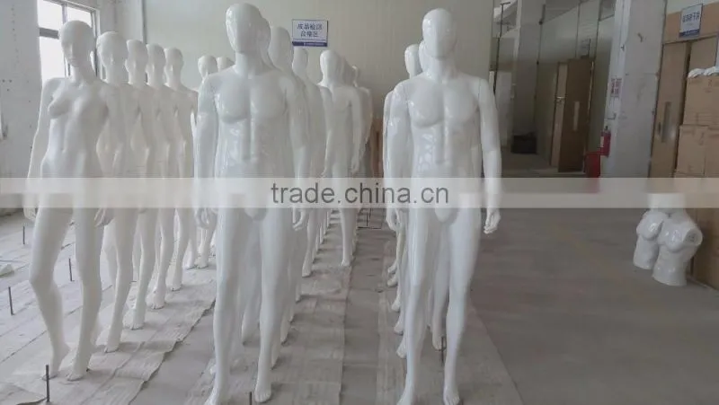Training tennis tennis sport male mannequin for display