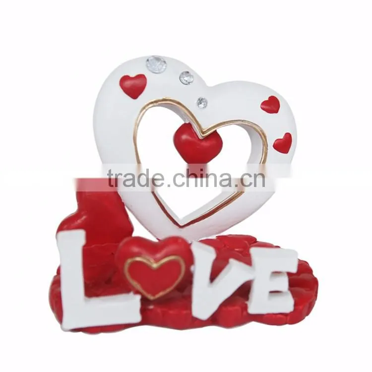 Custom wedding decoration resin LOVE wedding souvenirs 2017