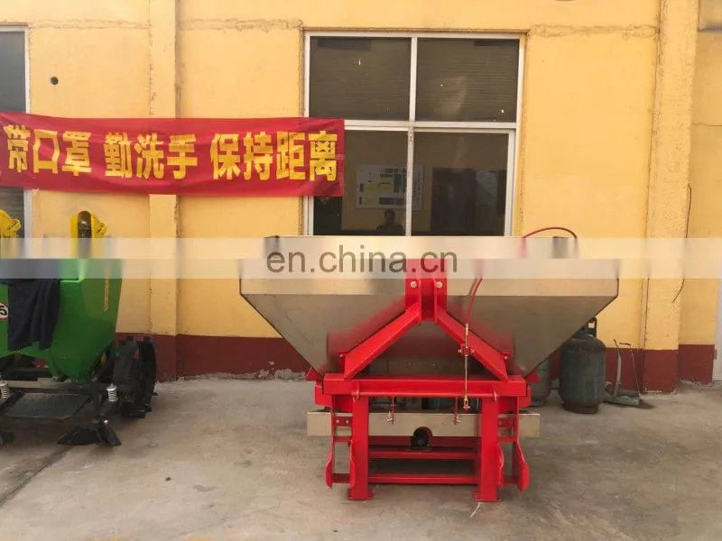 agricultural tractor mounted PTO double-disc fertilizer spreader