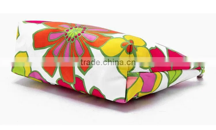 Promotional Charming Printed flower cosmetic bags for women