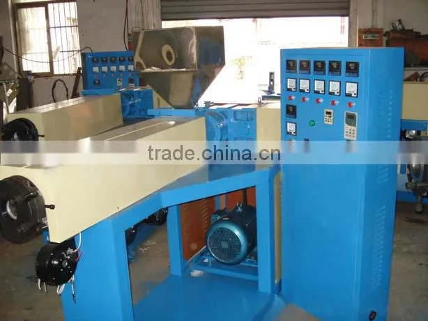 Plastic Extrusion Machine