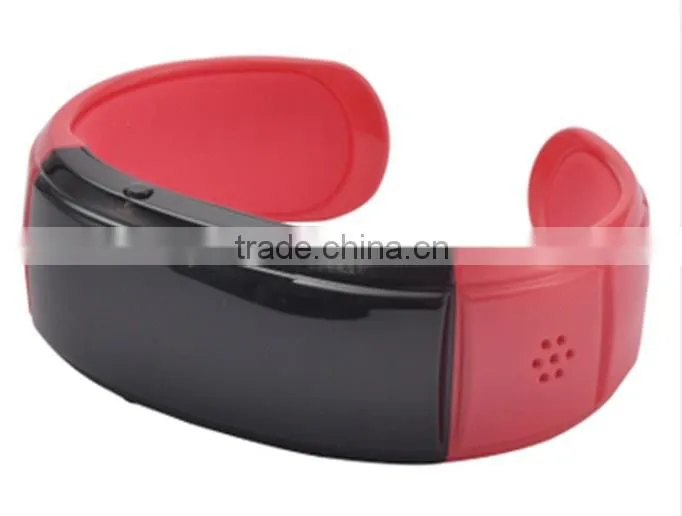 Smart build-in SIM card watch Mobile phone with dual bluetooth