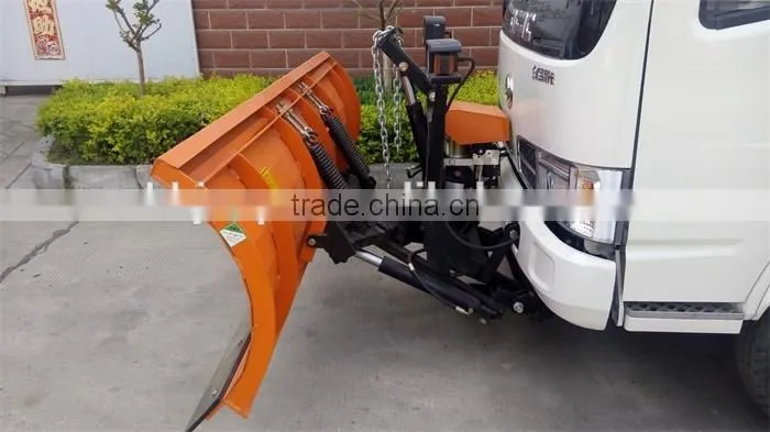 New shape road sweeper truck with snow scraper