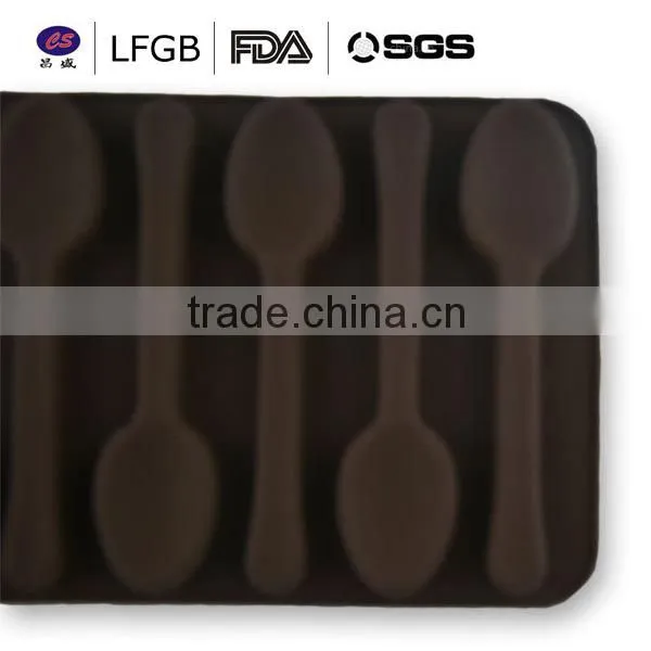 wholesale Hot sale spoon shape Silicone Ice cube Tray