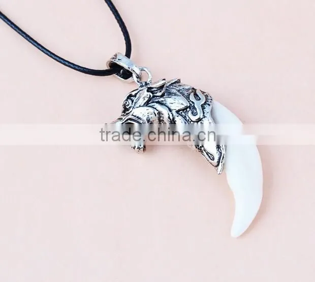 Tibet Punk Men's Cool Real Gothic Wolf Tooth Necklace Domineering Pendant