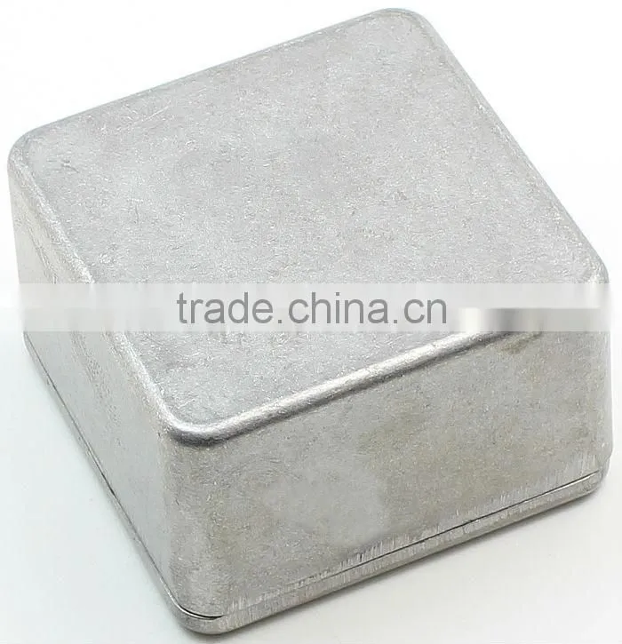 1590LB small diecast aluminum enclosures hammond