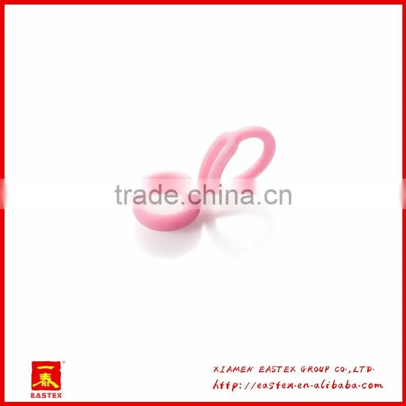 Multipurposed button silicone pothook