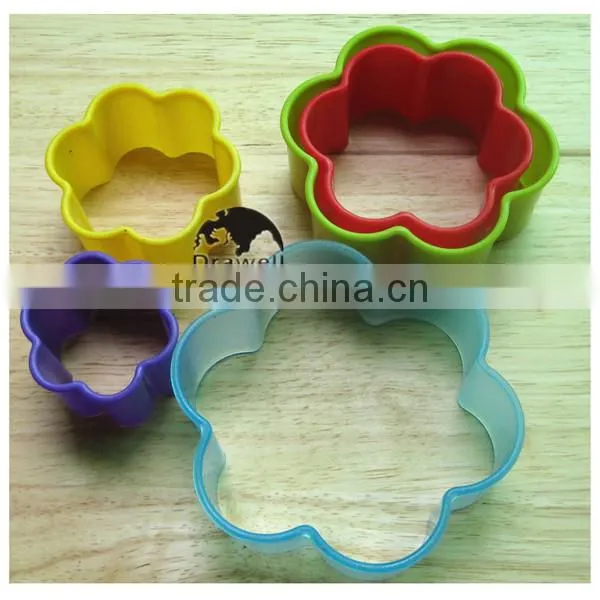 CC-6885 5-Pieces Colorful flower plastic cookie cutter