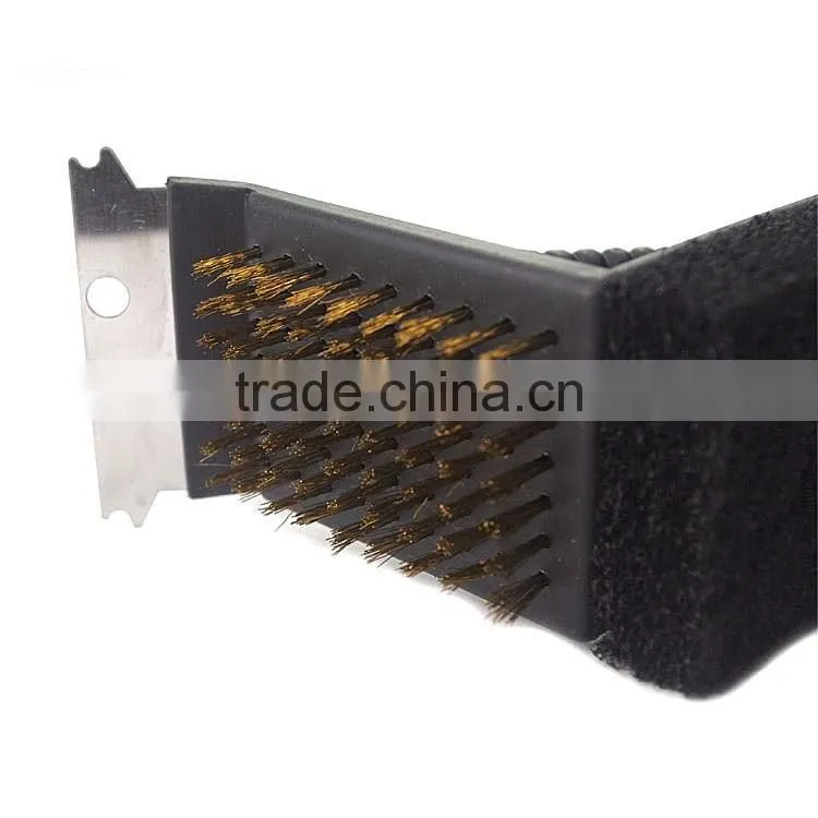 3 in 1 bbq cleaning brush with metal scraper for outdoor grill