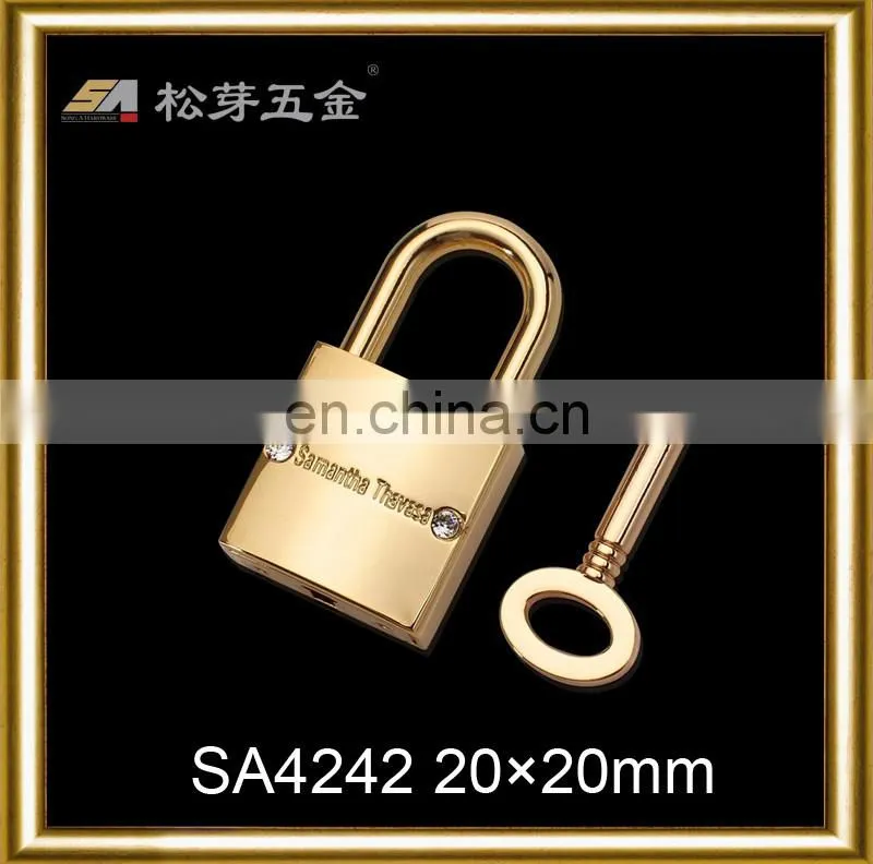 Decotation high quality handbag heart lock