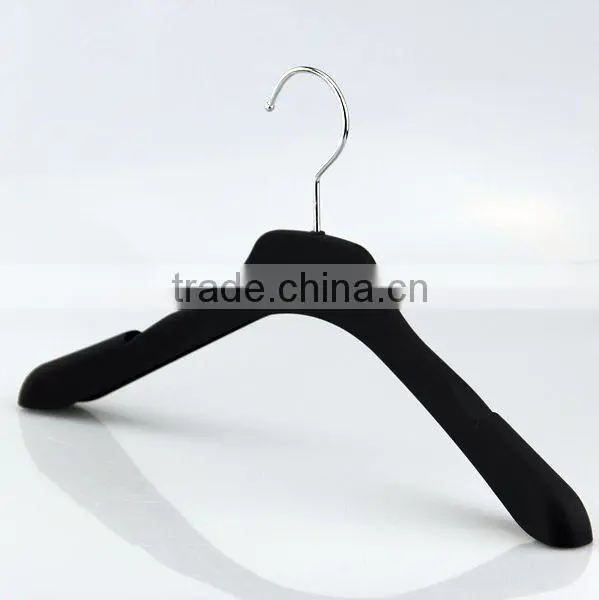 high quality plastic hanger anti-slip rubber hanger and pants hanger for suits