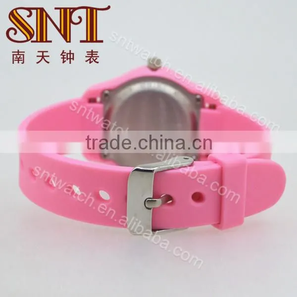 Quartz watch plastic watch on sell
