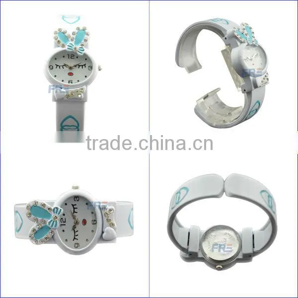 2013 silicone bracelet watch fashion kids bracelet watch