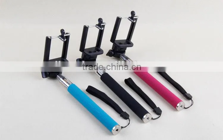 Best selling selfie stick extendable Bluetooth monopod plus Selfie Monopod with shutter remote button no charging