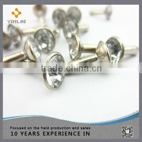 Crystal rivets for leather